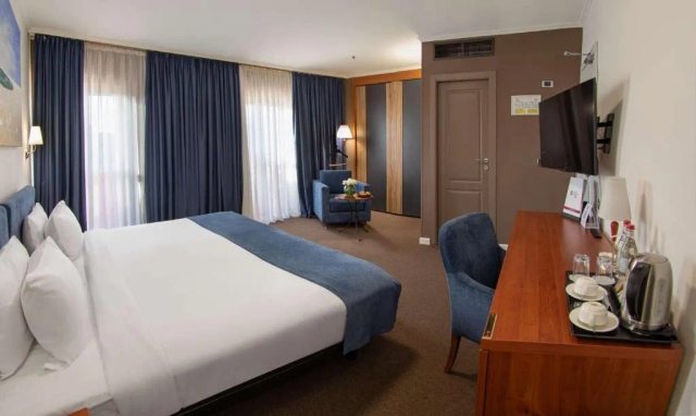 Best Western Plus Congress Hotel-2