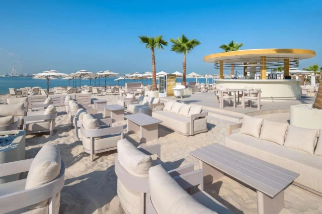 Radisson Beach Resort Palm Jumeirah-3