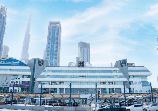 Leva Hotel and Suites, Opposite Downtown-3