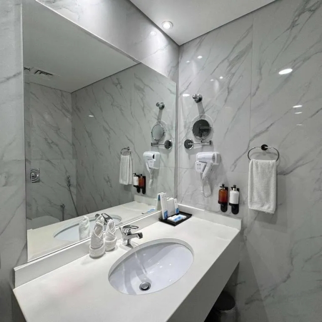 Emirates Grand Apartments hotel-2