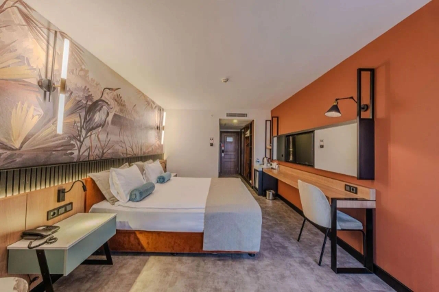 Best Western Plus Khan Hotel-2