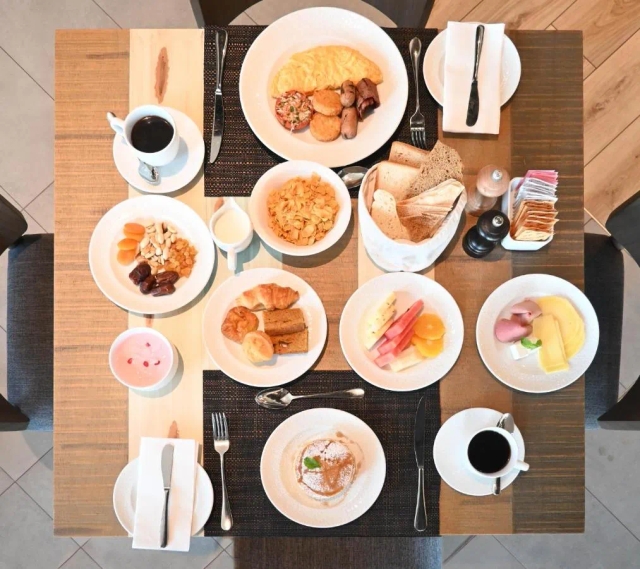 Days Hotel By Wyndham Dubai Deira-3