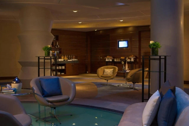 Renaissance Izmir Hotel-2