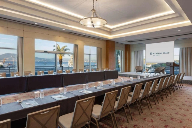 Wyndham Grand Izmir Ozdilek Thermal & Spa-3