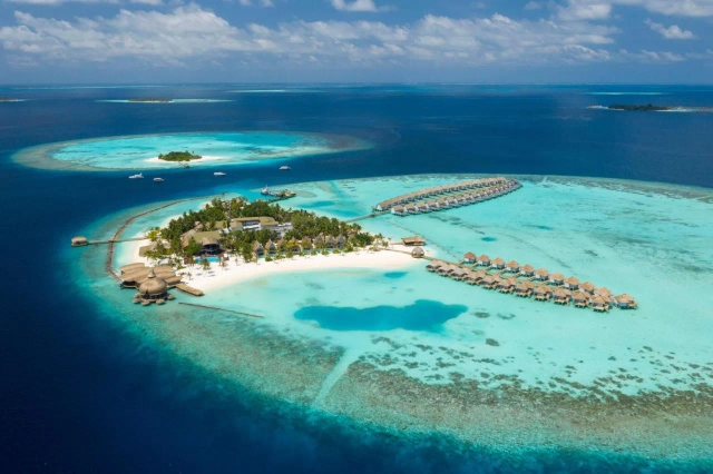 Outrigger Maldives Maafushivaru Resort-2
