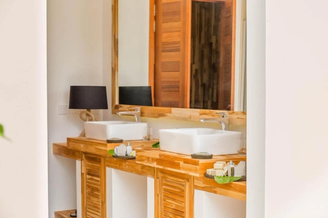 Kudafushi Resort and Spa-2