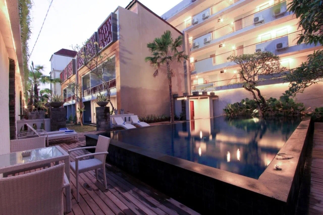 Transera Kamini Legian Hotel-2