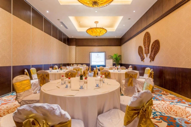 SereS Springs Resort & Spa, Singakerta-2