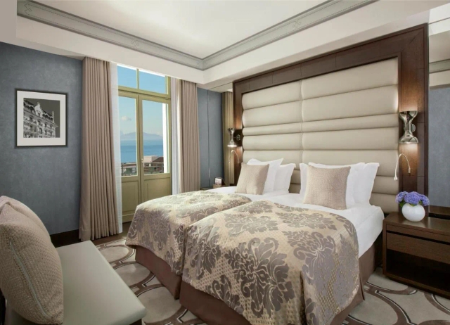 Hotel Royal Savoy Lausanne-2