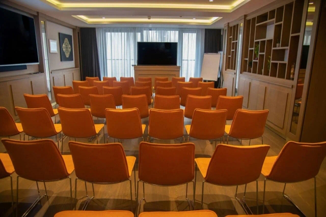 Courtyard by Marriott Belgrade City Center-2