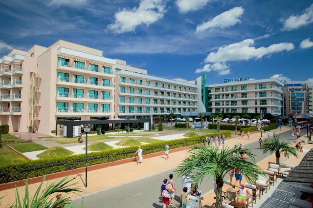 DIT Evrika Beach Club Hotel-2