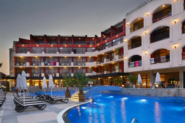 Nobel Hotel-3