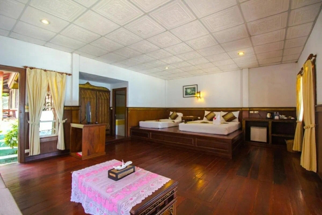 Bill Resort-3