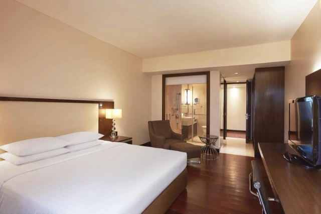 Courtyard by Marriott Mumbai International Airport-2