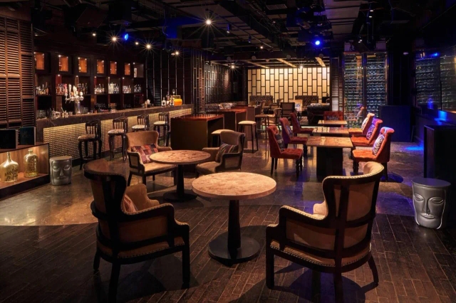 Courtyard by Marriott Mumbai International Airport-2