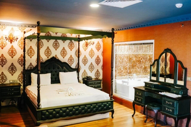 Reform Hotel-2