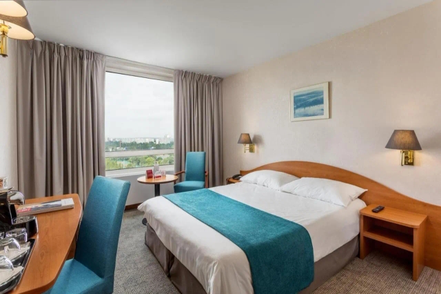 Ramada by Wyndham Bucharest Parc-2