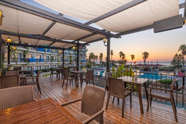 Armas Labada Beach Hotel-3