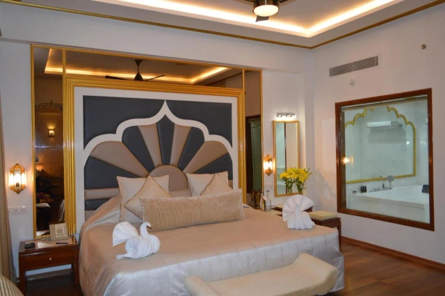 Hotel Clarks Shiraz-2