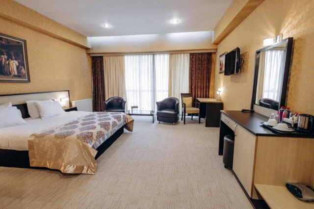 Days Hotel by Wyndham Baku-3