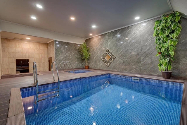 Royal Lux Hotel-2