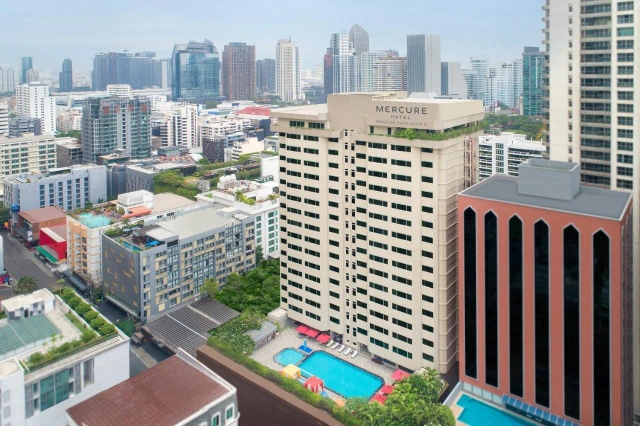 Mercure Bangkok Sukhumvit 11 Hotel-3