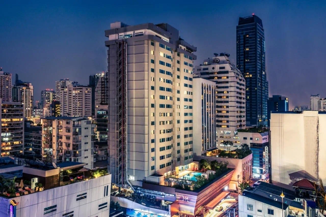 Mercure Bangkok Sukhumvit 11 Hotel-2