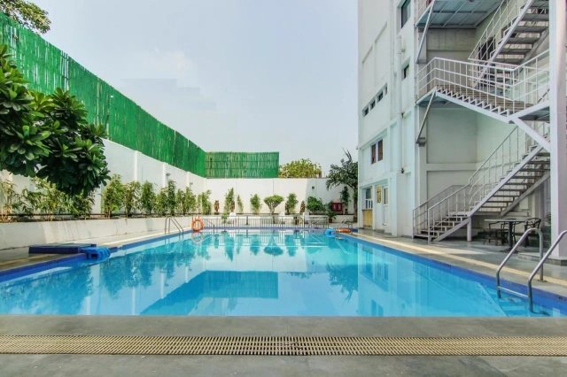 Vibe By The LaLiT Traveller-2
