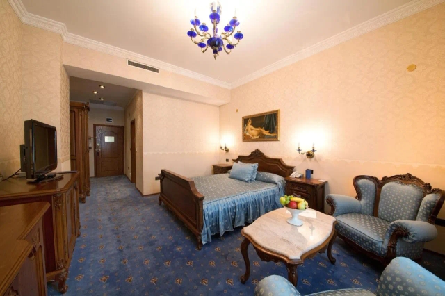 Grand Hotel-2