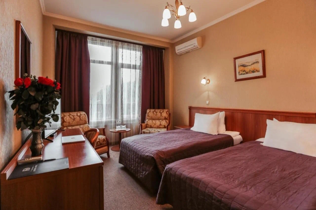 Dnipro Hotel-2