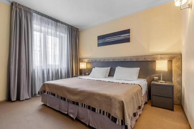 Khreschatyk Kiev hotel-2