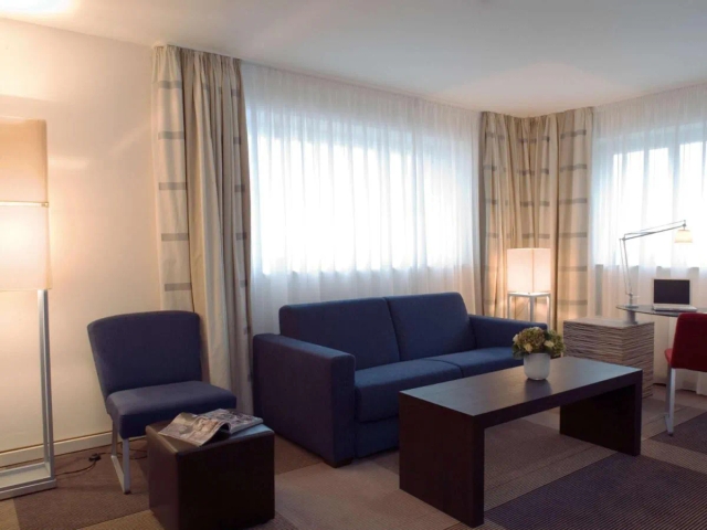 Movenpick Amsterdam City hotel-3