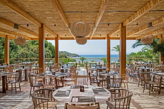 Club Marvy-3