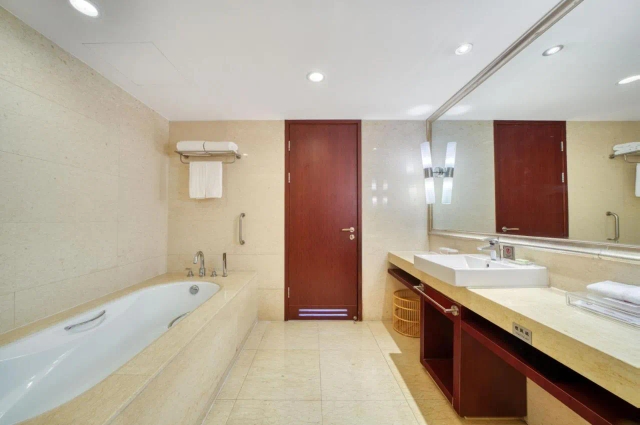 HaiWaiHai Crown Hotel-3