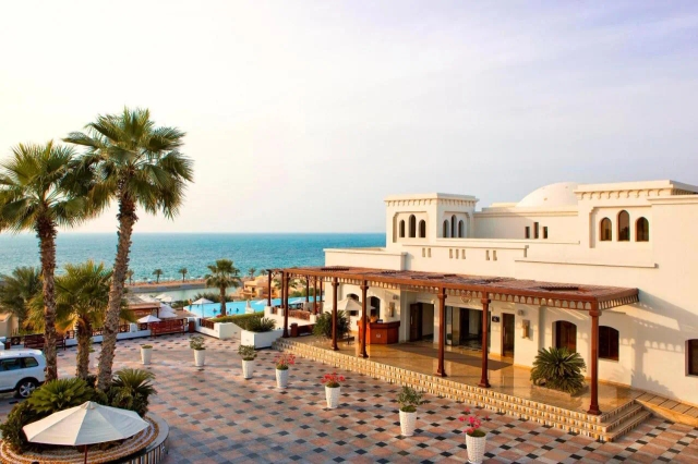 Cove Rotana Resort hotel-2
