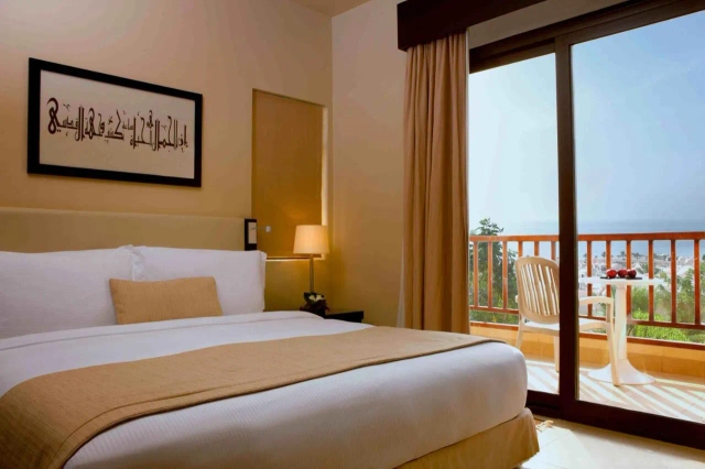 Cove Rotana Resort hotel-3