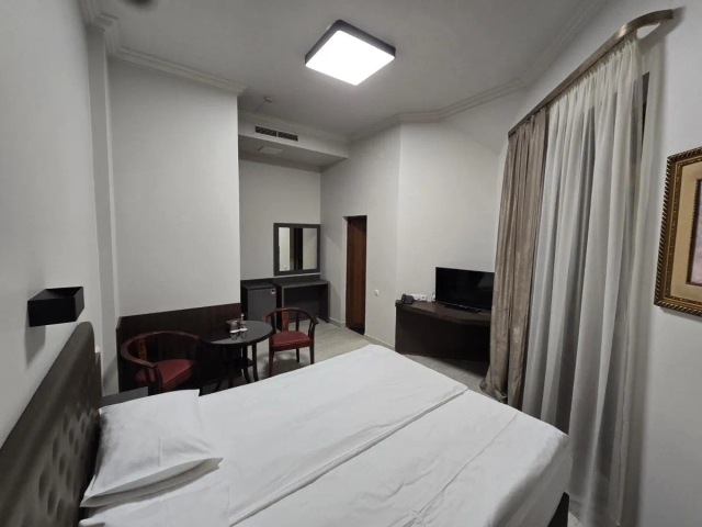 Deluxe Hotel Yerevan-2