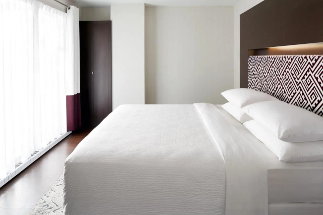 Four Points by Sheraton Lévis Convention Centre-3