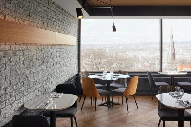 Delta Hotels by Marriott Quebec-3
