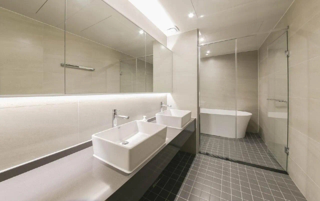 The Van Hotel-2