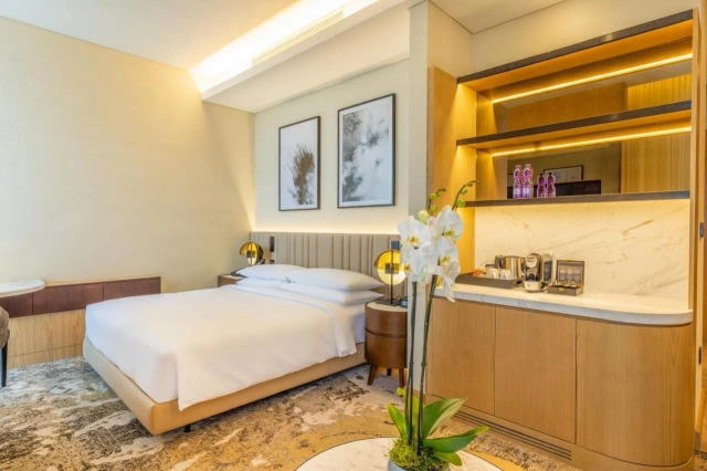 Embassy Suites By Hilton Doha Old Town-2