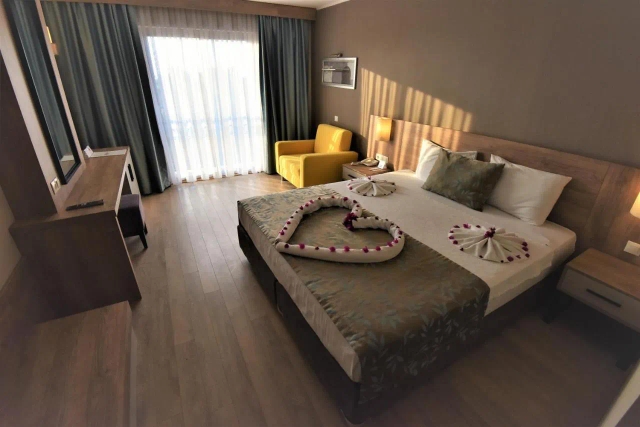 Lucida Beach hotel-2