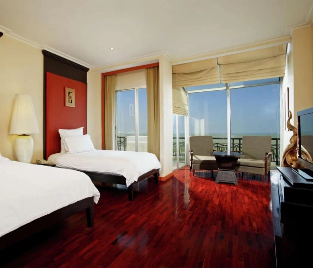 Hilton-Hua-Hin-Resort-Spa-2