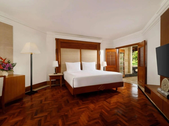 Nusa Dua Beach Hotel & Spa-3