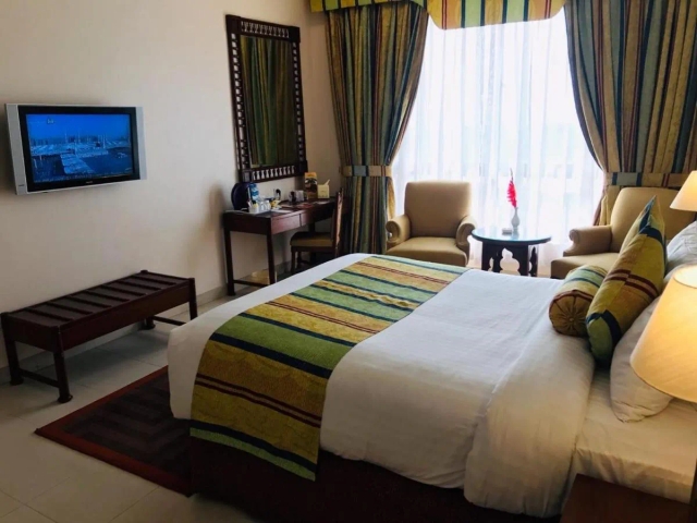 Beach Luxury Hotel-2