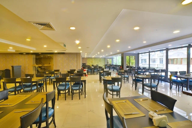 Lion Hotel-2