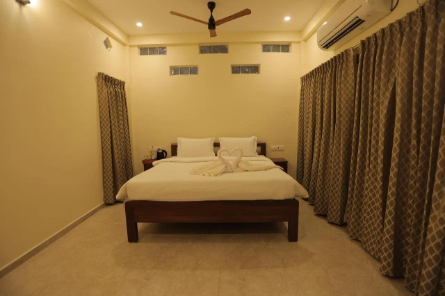 PALM PARADISE Beach Resort-2