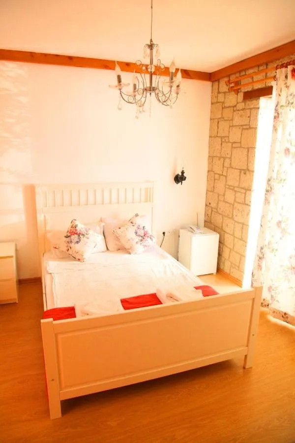Kemerlihan Deluxe Hotel-2