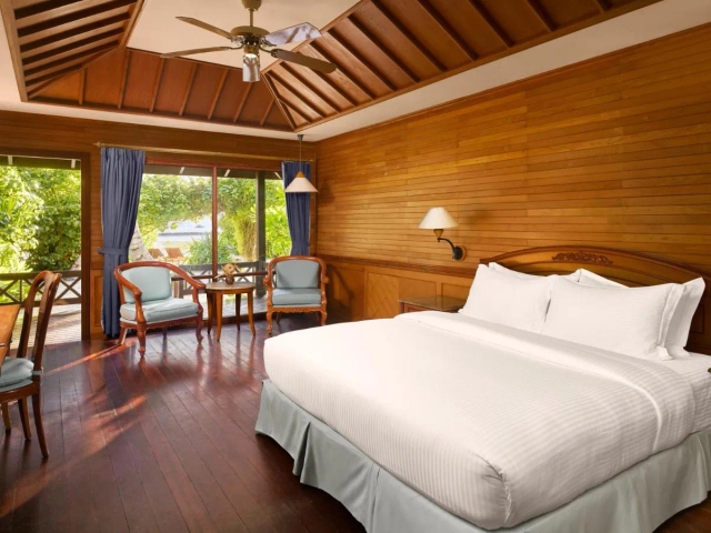 Royal Island Resort & Spa-3