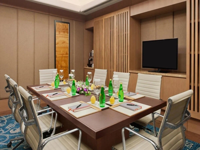The Leela Ambience Convention Hotel, Delhi-3
